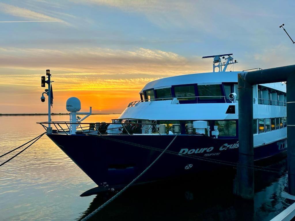 فندق Douro Cruiser فيلا نوفا دي غايا المظهر الخارجي الصورة